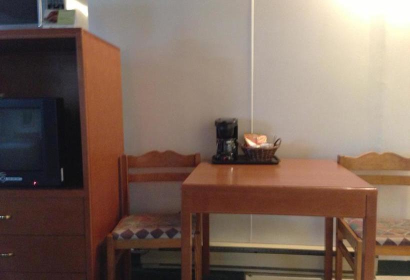 Motel The Villager Inn | Princeton | British Columbia | Canada 11