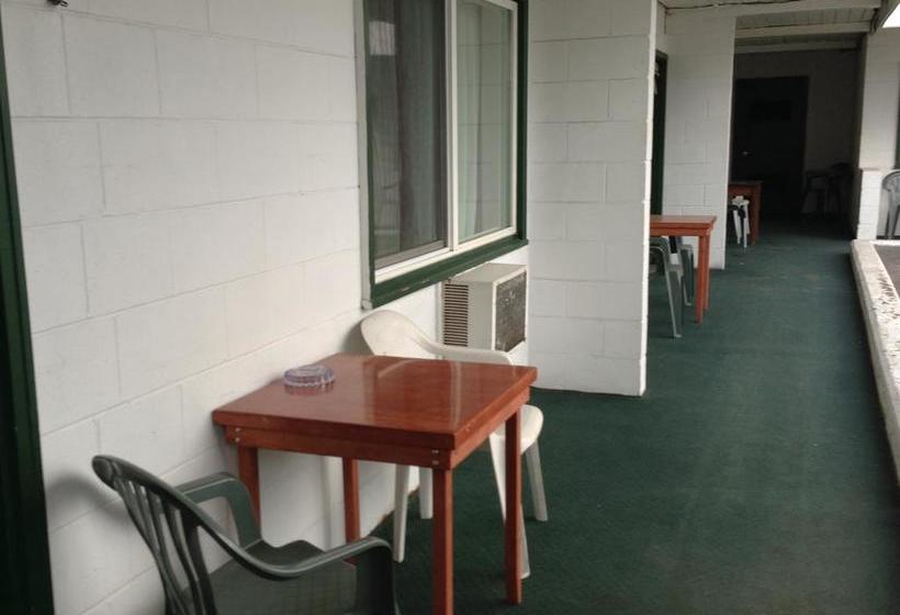 Motel The Villager Inn | Princeton | British Columbia | Canada 16