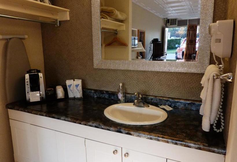 Catalina Motel | Sault Sainte Marie | Ontario | Canada 10