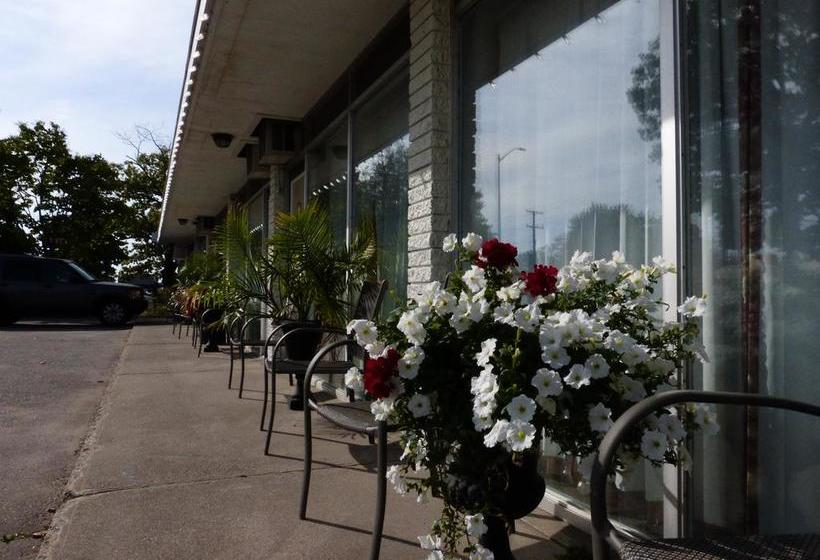 Catalina Motel | Sault Sainte Marie | Ontario | Canada 14