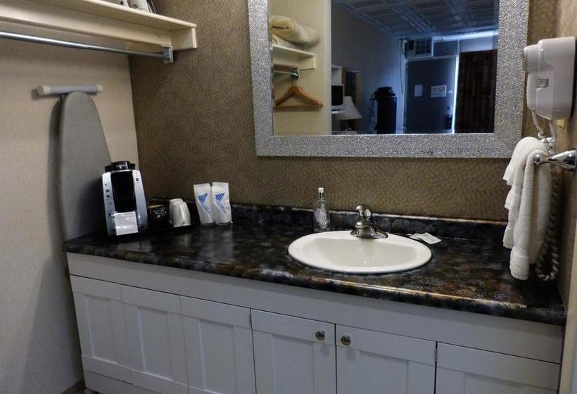 Catalina Motel | Sault Sainte Marie | Ontario | Canada 5