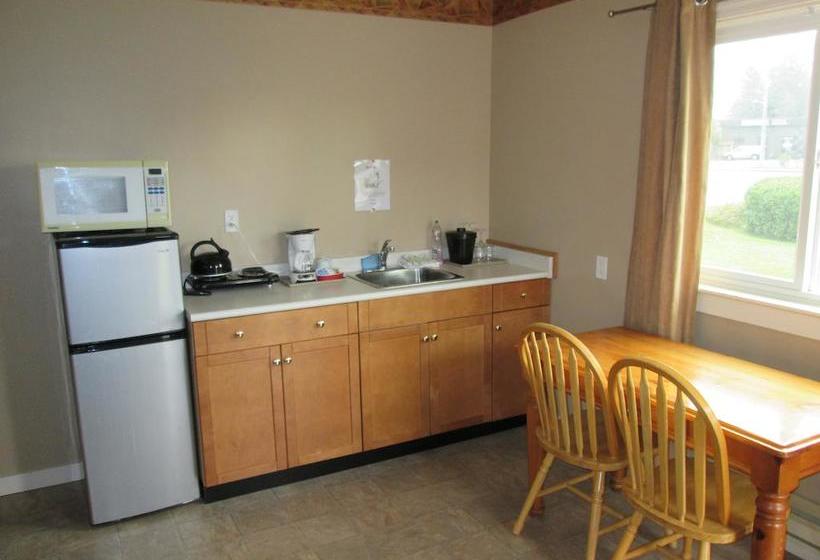 Skylite Motel | Parksville | British Columbia | Canada 14