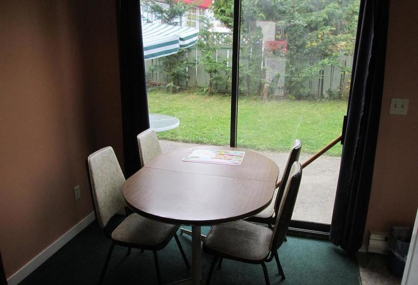 Skylite Motel | Parksville | British Columbia | Canada 9