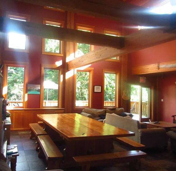 Hostel Alpine Lodge Whistler | Whistler | British Columbia | Canada 14