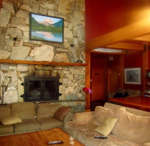 Hostel Alpine Lodge Whistler | Whistler | British Columbia | Canada 16