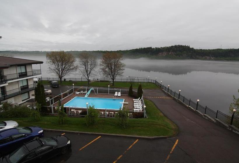 Motel Panoramique | Saguenay | Quebec | Canada 14
