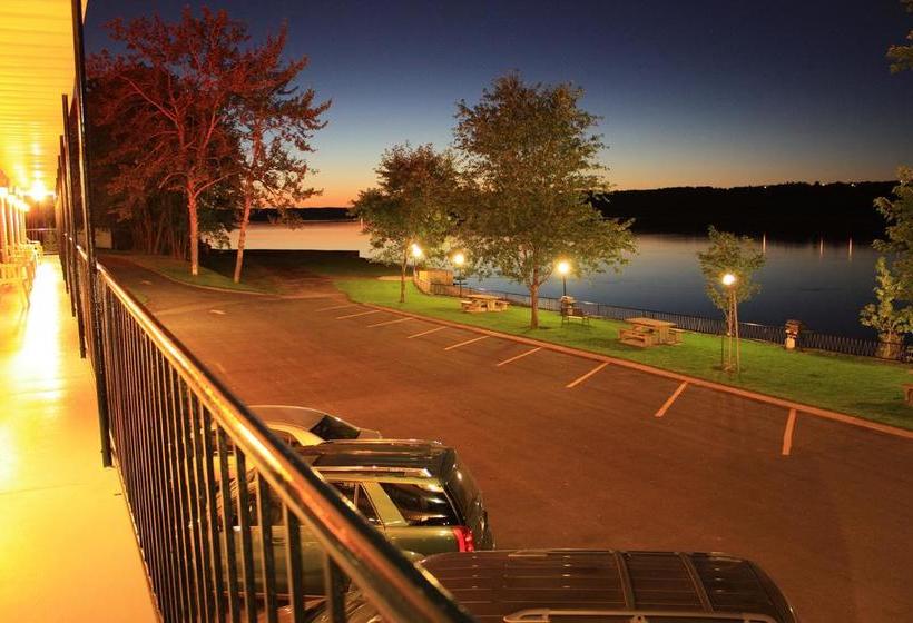 Motel Panoramique | Saguenay | Quebec | Canada 2