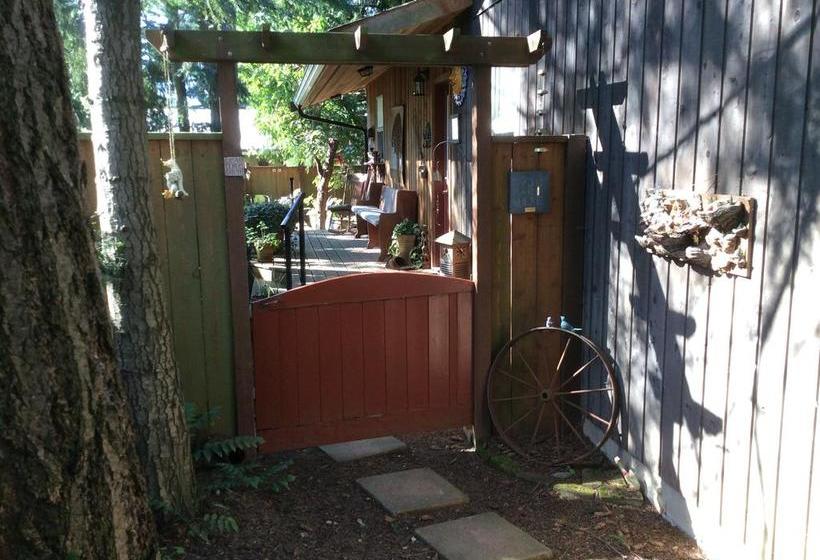 Bev & Sandy S Place B&b | Nanaimo | British Columbia | Canada 5