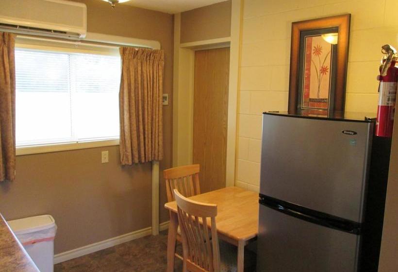 Arbutus Grove Motel | Parksville | British Columbia | Canada 12