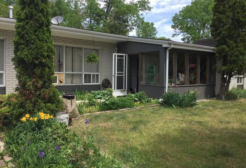 Motel Moores Mountain Lodge | Blue Mountains | Ontario | Canada 3