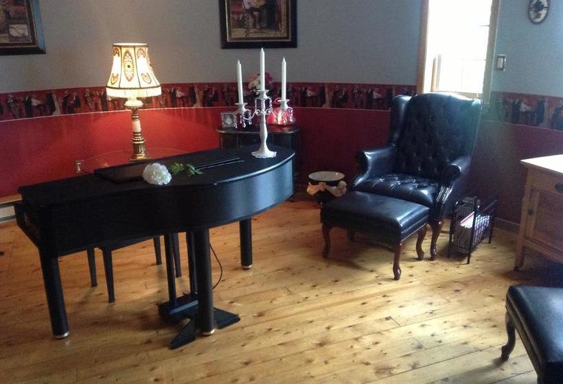 Bed and Breakfast Gite La Tourelle Du Cap | La Malbaie | Quebec | Canada 14