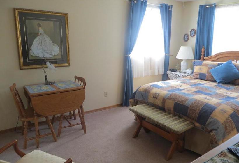 Country Cozy Bed And Breakfast | Thunder Bay | Ontario | Canada 11