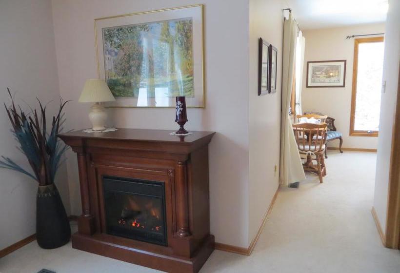 Country Cozy Bed And Breakfast | Thunder Bay | Ontario | Canada 7