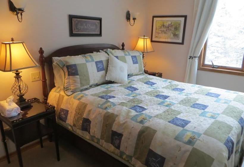 Country Cozy Bed And Breakfast | Thunder Bay | Ontario | Canada 8