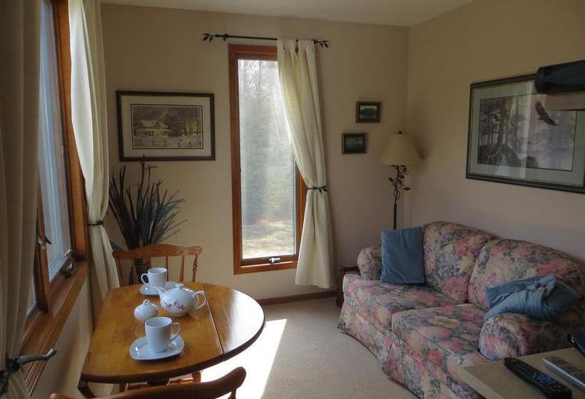 Country Cozy Bed And Breakfast | Thunder Bay | Ontario | Canada 9