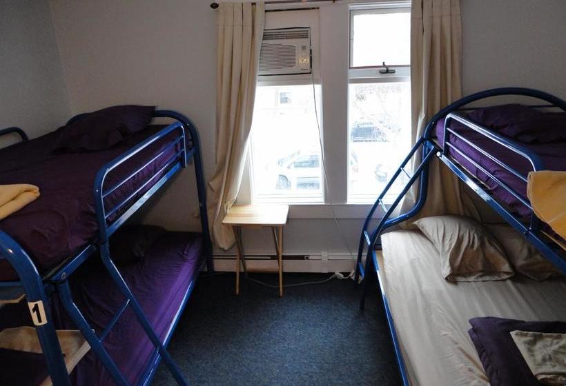 Hostelling International Regina | Regina | Saskatchewan | Canada 17