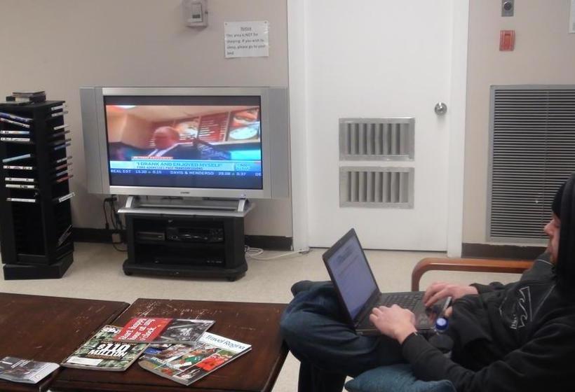 Hostelling International Regina | Regina | Saskatchewan | Canada 20