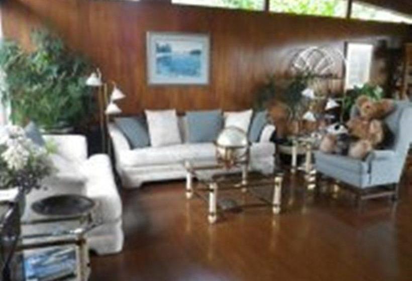 Beach Estates Inn Bed And Breakfast