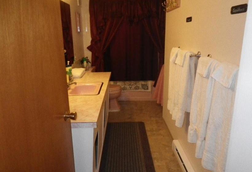 Beach Estates Inn Bed And Breakfast | Nanaimo | British Columbia | Canada 20