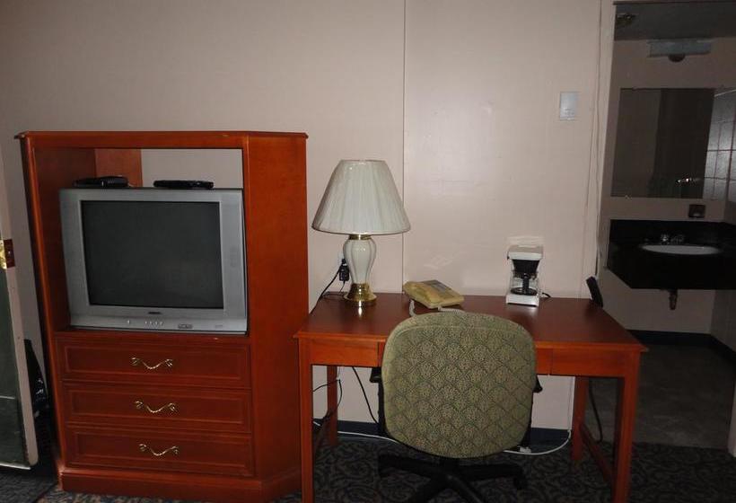 Matador Motel | Drayton Valley | Alberta | Canada 19