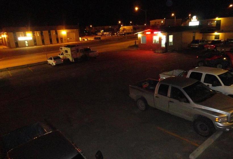 Matador Motel | Drayton Valley | Alberta | Canada 6