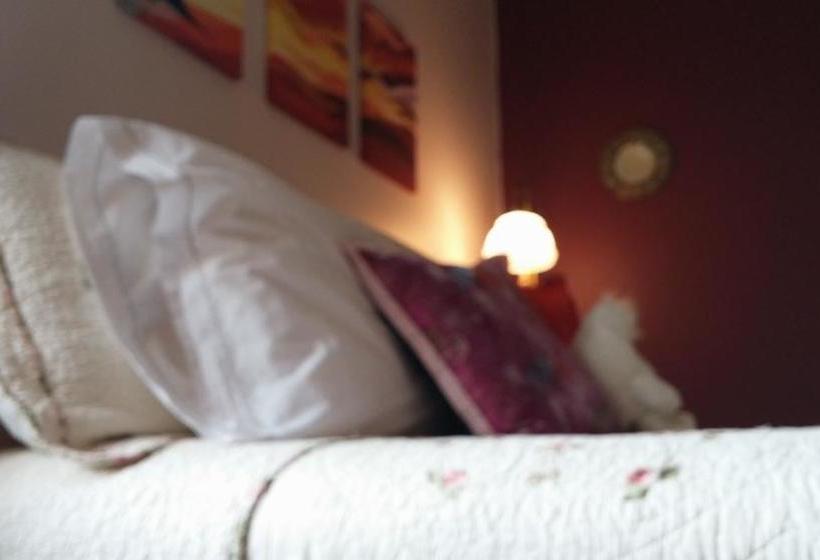 The Calder House Bed & Breakfast | Steinbach | Manitoba | Canada 10