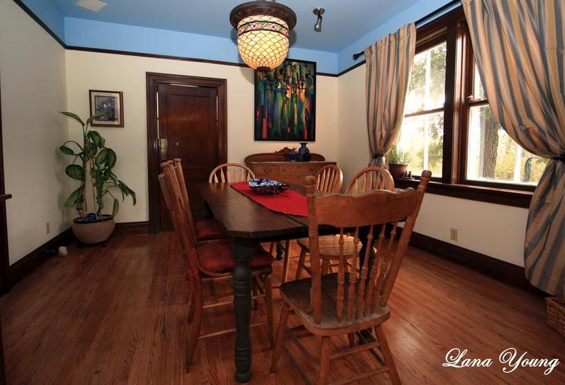 The Calder House Bed & Breakfast | Steinbach | Manitoba | Canada 19