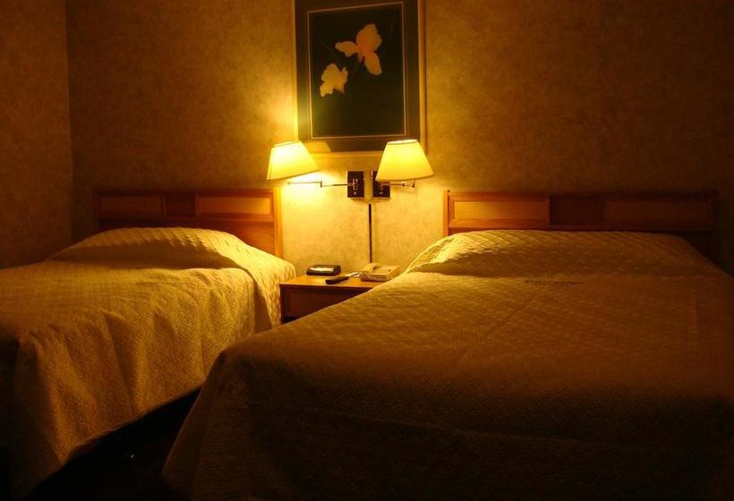 Hotel Blue Bird | Melfort | Saskatchewan | Canada 4