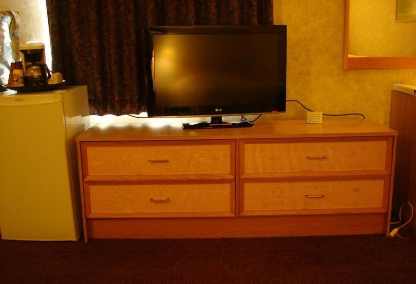 Hotel Blue Bird | Melfort | Saskatchewan | Canada 6