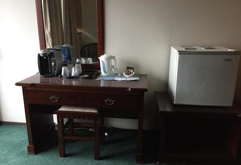 Hotel Hot Spring Villa | Harrison hot Springs | British Columbia | Canada 7