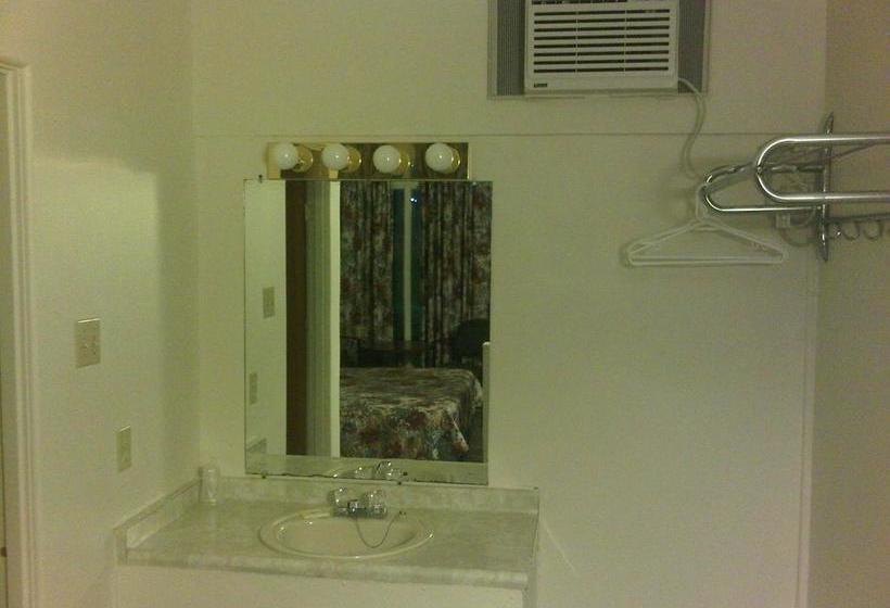 Embassy Motel | Kingston | Ontario | Canada 8