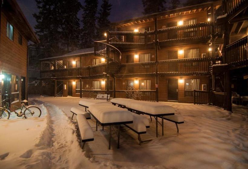 Banff International Hostel | Banff | Alberta | Canada 2