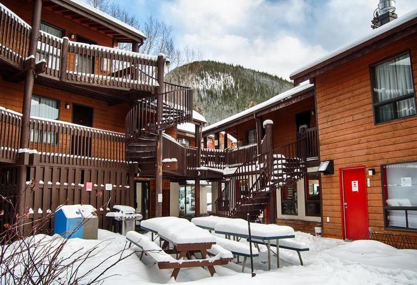 Banff International Hostel | Banff | Alberta | Canada 20