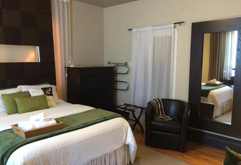 Bed and Breakfast Gîte La Petite Bourgeoise | Montreal | Quebec | Canada 4