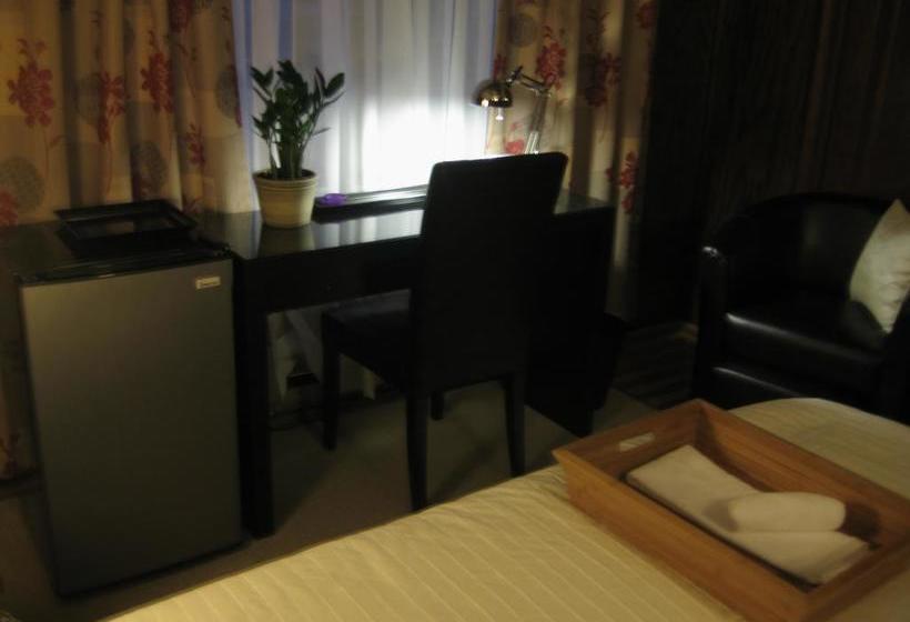 Bed and Breakfast Gîte La Petite Bourgeoise | Montreal | Quebec | Canada 7