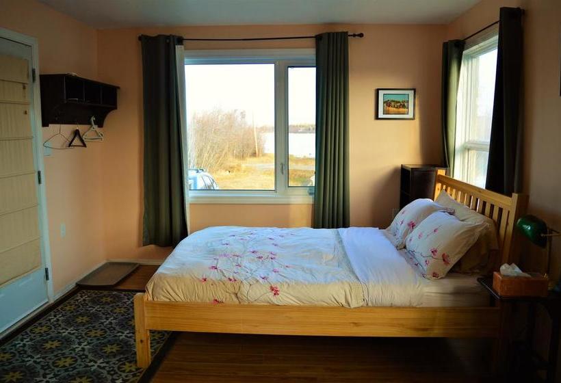 Narwal B&b | Yellowknife | Northwest Territories | Canada 17