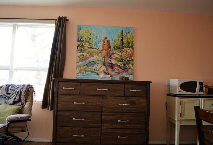 Narwal B&b | Yellowknife | Northwest Territories | Canada 20