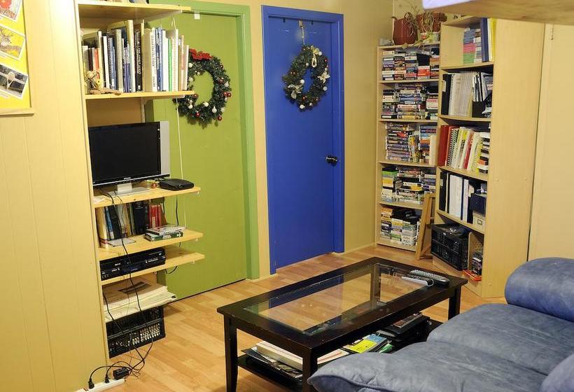 Narwal B&b | Yellowknife | Northwest Territories | Canada 6