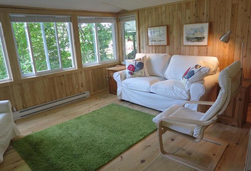 Resort Birch Cliff Lodge On Baptiste Lake | Bancroft | Ontario | Canada 2