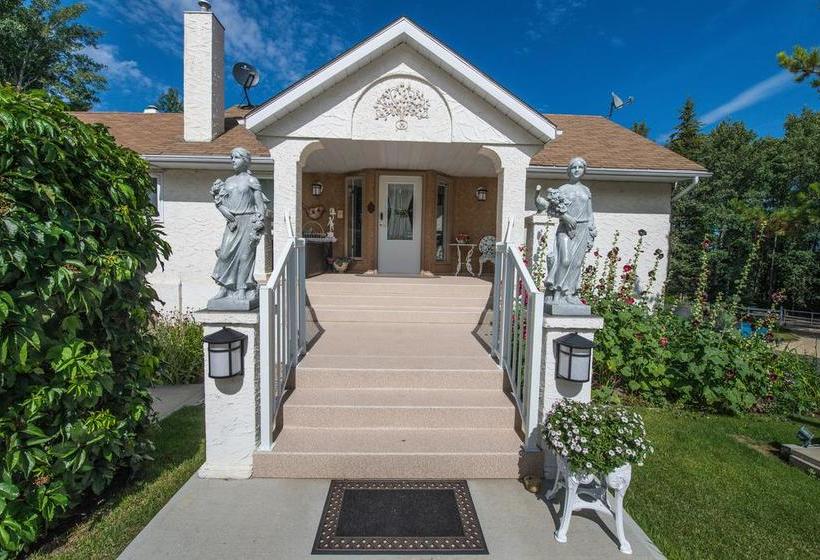 River Road Bed & Breakfast