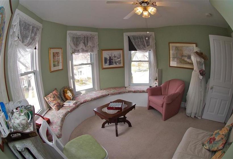 Bondy House Bed & Breakfast | Amherstburg | Ontario | Canada 11