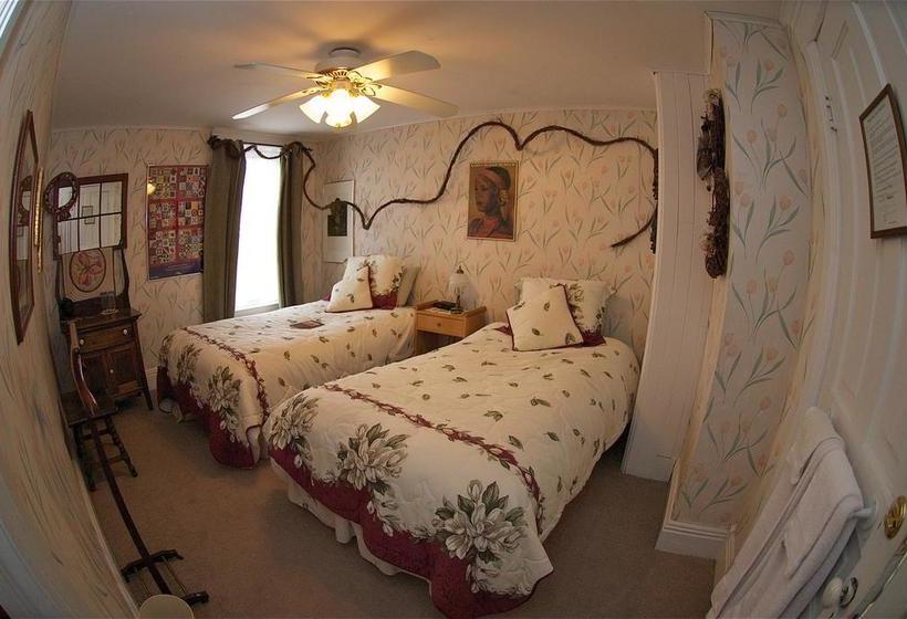 Bondy House Bed & Breakfast | Amherstburg | Ontario | Canada 15