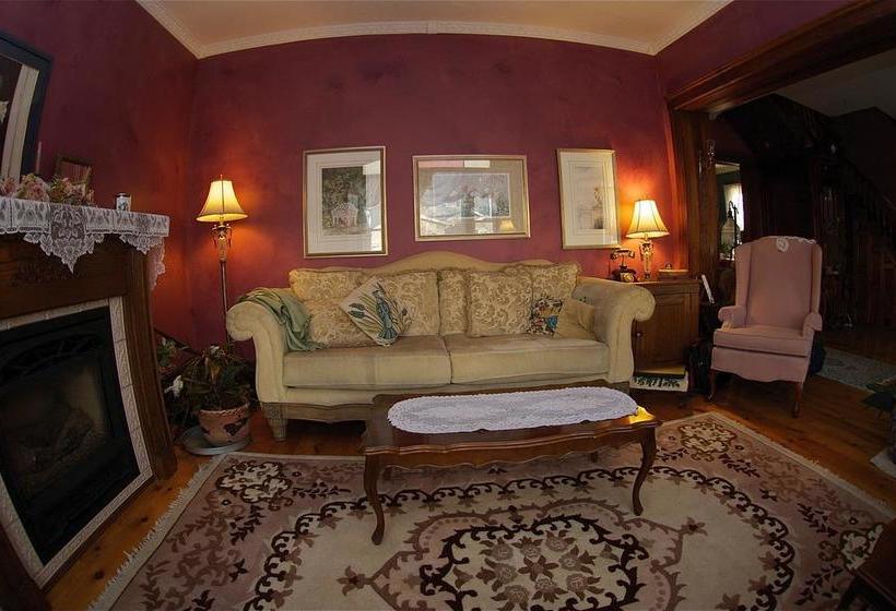 Bondy House Bed & Breakfast | Amherstburg | Ontario | Canada 18
