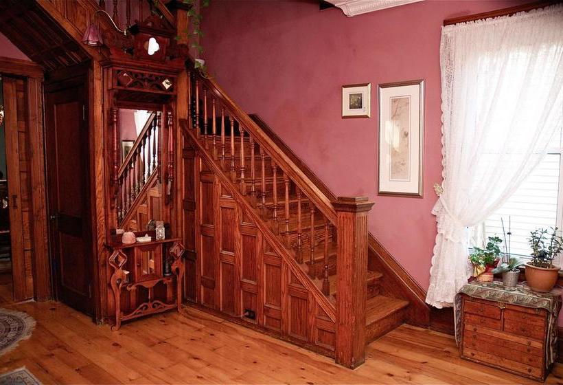 Bondy House Bed & Breakfast | Amherstburg | Ontario | Canada 5