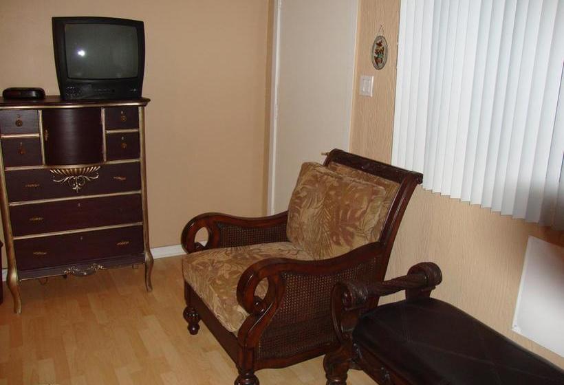 Auberge Restwell Motel | Moneton | New Brunswick | Canada 9