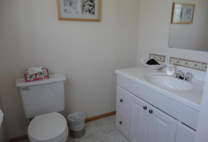 Callaghan House Bed & Breakfast | Wainwright | Alberta | Canada 12