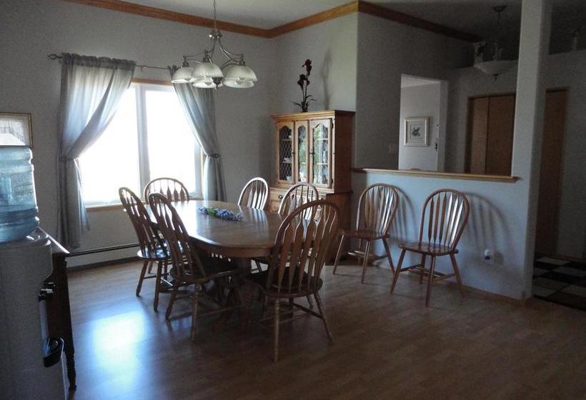 Callaghan House Bed & Breakfast | Wainwright | Alberta | Canada 6