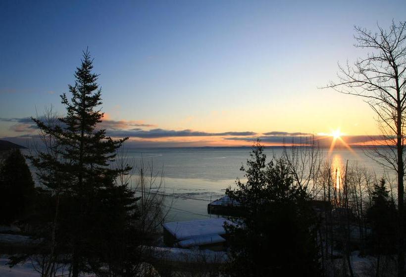 Bed and Breakfast Auberge Des Eaux Vives