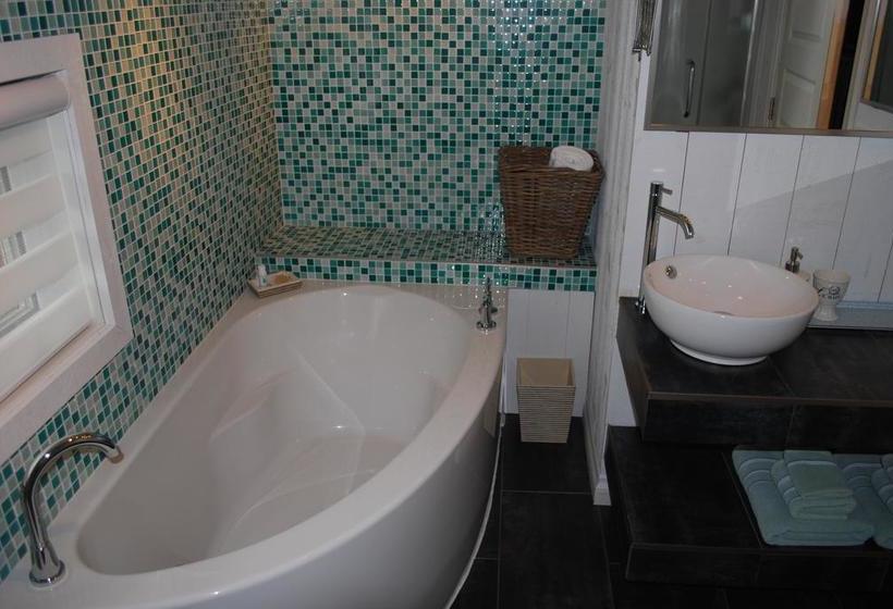 Bed and Breakfast Auberge Des Eaux Vives | La Malbaie | Quebec | Canada 4