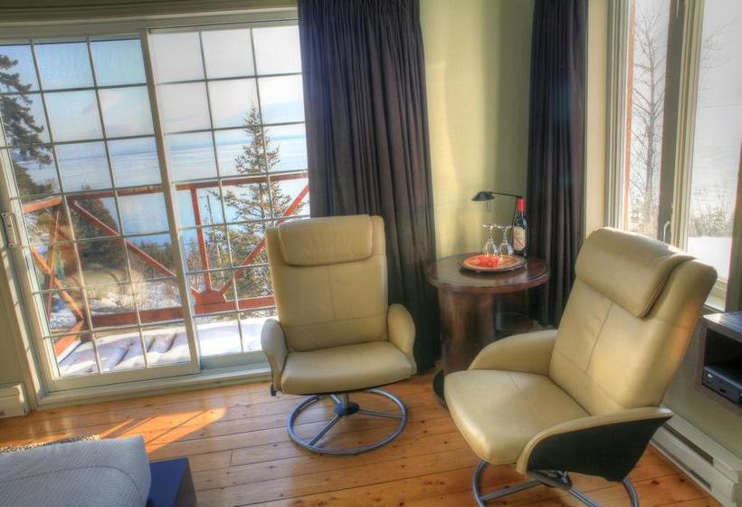 Bed and Breakfast Auberge Des Eaux Vives | La Malbaie | Quebec | Canada 5